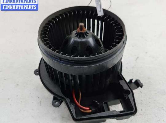 Двигатель отопителя (моторчик печки) MB1570113 на Mercedes C-Class W203 (2000-2006)