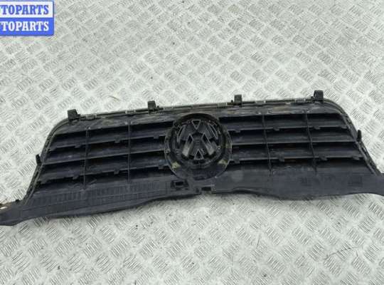 купить Решетка радиатора на Volkswagen Passat B5+ (GP)