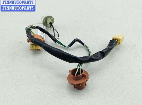 Патрон лампы фонаря TT952985 на Toyota RAV4 (2000-2006) XA20