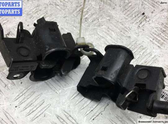 Замок капота MB1487343 на Mercedes C-Class W203 (2000-2006)