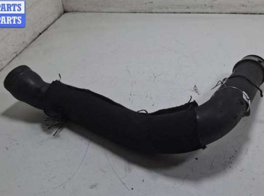 купить Патрубок интеркулера на Mercedes C-Class W203 (2000-2006)