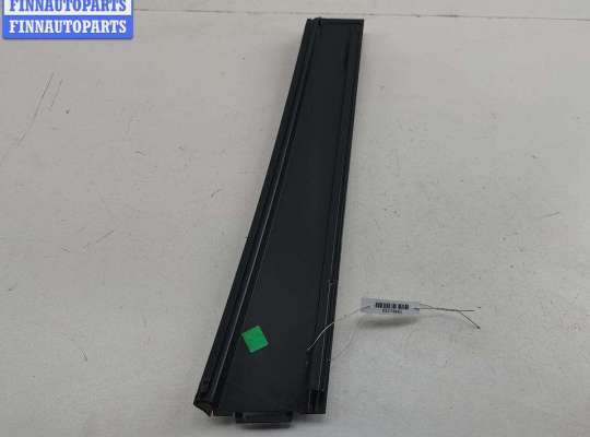 купить Накладка двери задней правой на Ford Mondeo III (2000-2007)