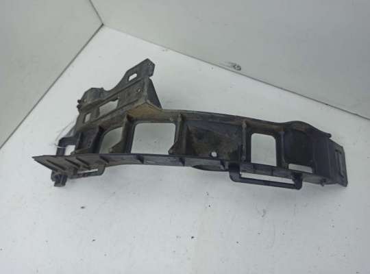 Кронштейн бампера заднего OP2210602 на Opel Zafira B (2004-2014)