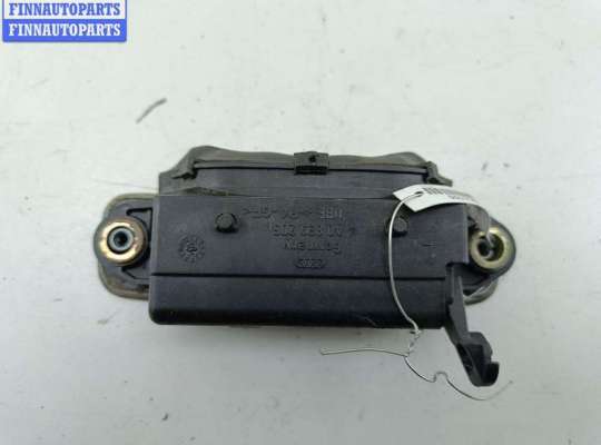 купить Ручка двери наружная задняя левая на Audi 100 C4 (1991-1994)