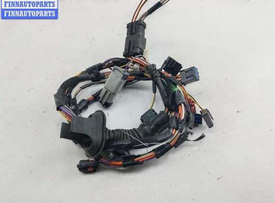 купить Проводка двери на Chrysler Voyager (2001-2007)