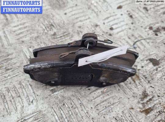 купить Колодки тормозные передние на Volkswagen Passat B4