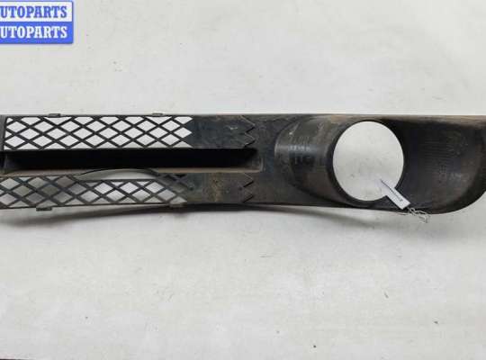 купить Рамка фары противотуманной правой на Volkswagen Sharan (2000-2010)