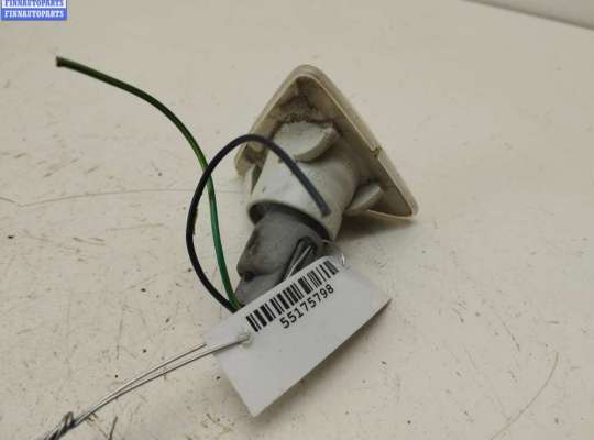 купить Повторитель поворота левый на Mitsubishi Colt (2004-2012)