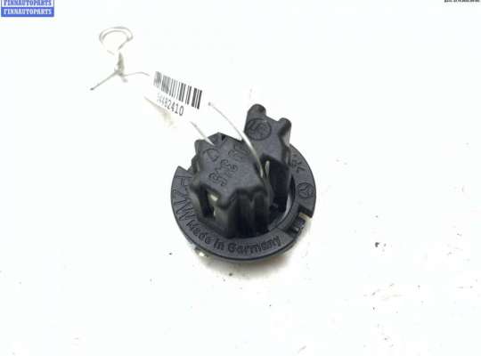 Патрон лампы фонаря MB1493624 на Mercedes E-Class W210 (1995-2002)