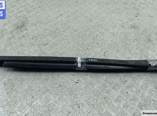 купить Молдинг стекла двери передней правой наружный на Ford S-Max