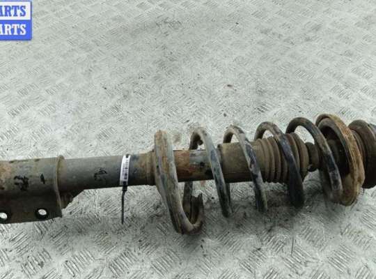 купить Стойка подвески передняя правая на Dacia (Renault) Sandero I (2008-2012)