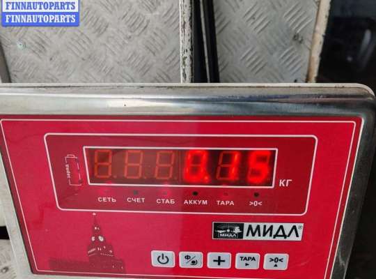 купить Молдинг двери передней правой на Volkswagen Golf-4