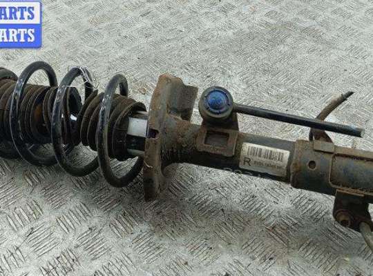 Стойка подвески амортизационная на Ford Fiesta VI