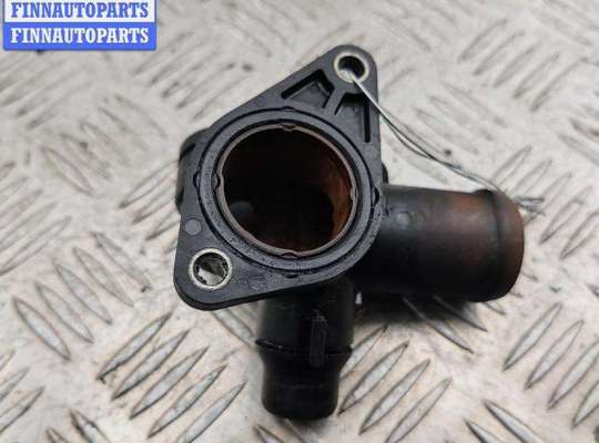 купить Фланец (тройник) системы охлаждения на Audi A4 B6 (2001-2004)