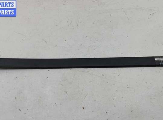 купить Молдинг двери передней левой на Ford Galaxy (2000-2006)