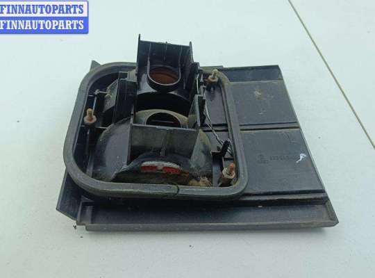 купить Фонарь крышки багажника левый на Volkswagen Passat B3