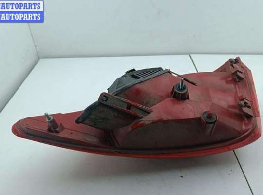 купить Фонарь задний левый на Peugeot 407