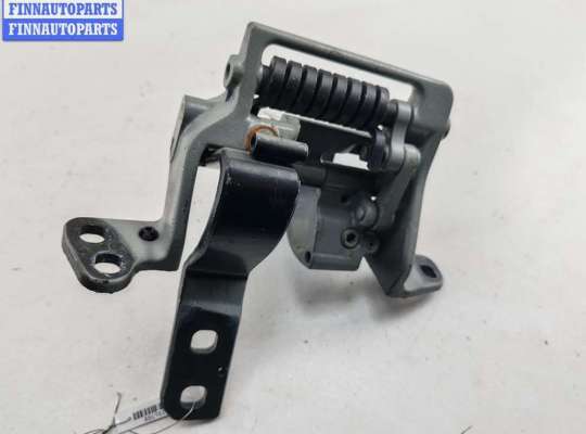 купить Петля крышки (двери) багажника на BMW 5 E60/E61 (2003-2010)