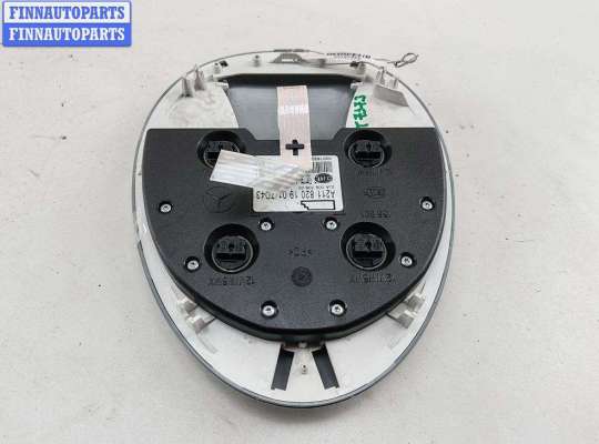 Фонарь салона (плафон) на Mercedes-Benz E (W211)