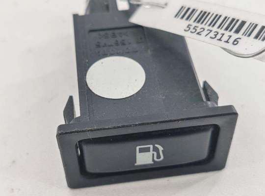 Кнопка открывания лючка топливного бака TT960736 на Toyota Avensis (2003-2008)