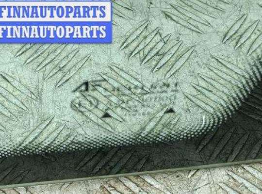 купить Стекло кузовное боковое заднее правое на Ford Galaxy (2000-2006)