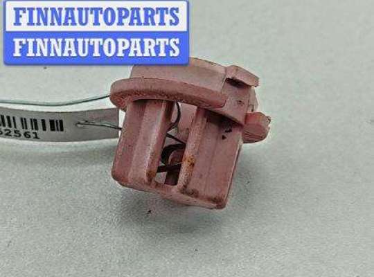 Патрон лампы фонаря MB1694022 на Mercedes E-Class W210 (1995-2002)