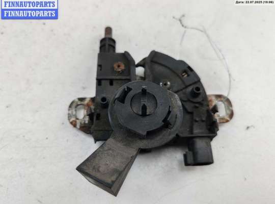 Замок капота FO1862189 на Ford Focus II (2004-2011)