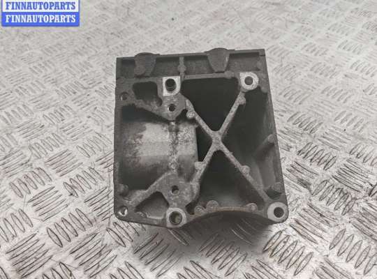 купить Кронштейн компрессора кондиционера на Ford Focus II (2004-2011)