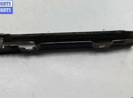 Кронштейн бампера переднего MB1649551 на Mercedes C-Class W203 (2000-2006)