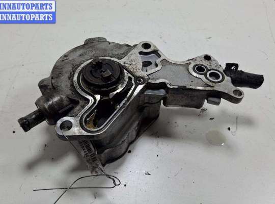 купить Насос вакуумный на Volkswagen Passat B5