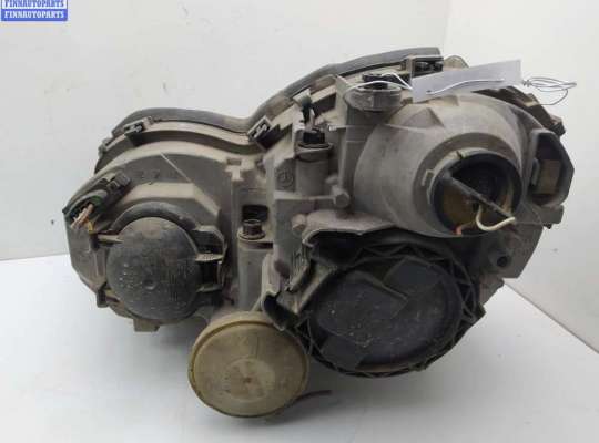 купить Фара правая на Mercedes C-Class W203 (2000-2006)