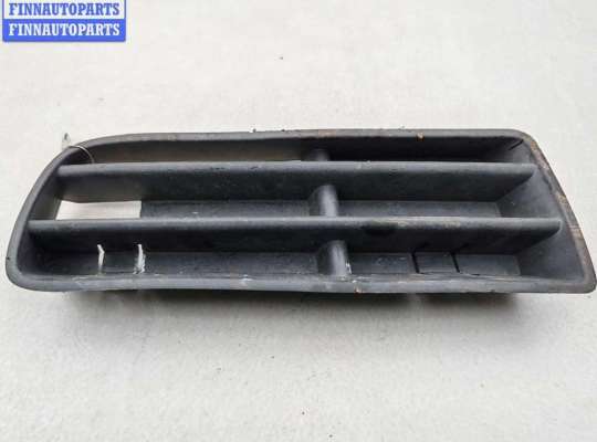 купить Решётка (заглушка) в бампер на Volkswagen Golf-4