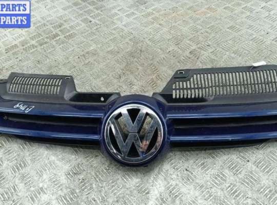 купить Решетка радиатора на Volkswagen Golf-5