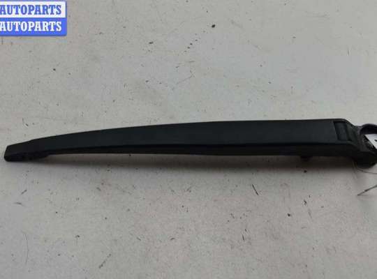 Щеткодержатель (поводок стеклоочистителя) задний BM3673856 на BMW 5 E39 (1995-2003)