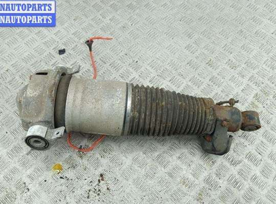 купить Стойка подвески задняя левая на Audi Q7 4L (2005-2015)