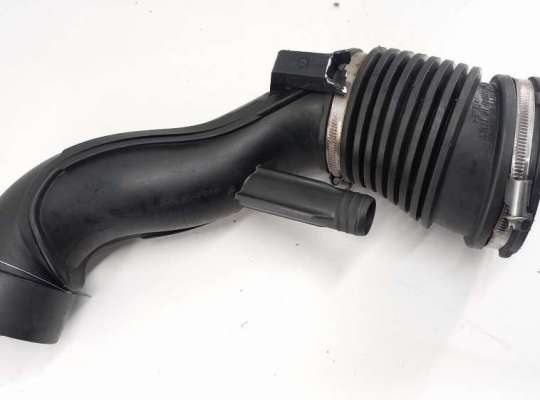купить Патрубок на BMW X3 E83 (2003-2010)