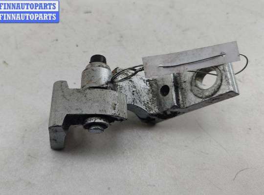 купить Петля двери задней левой на Volkswagen Golf-4