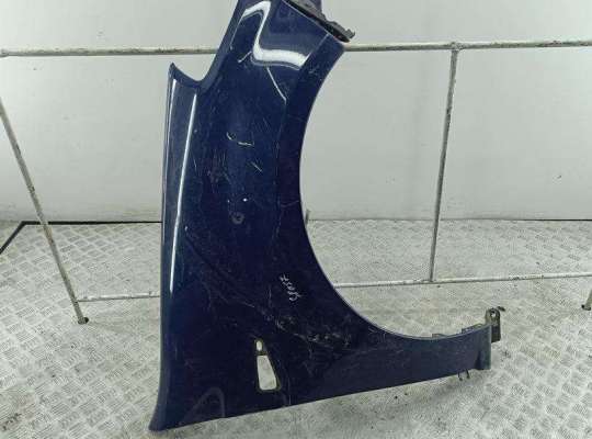 купить Крыло переднее правое на Dacia (Renault) Sandero I (2008-2012)