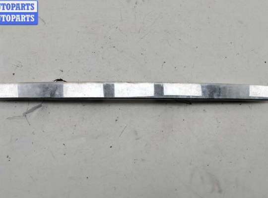 купить Накладка подсветки номера на Mercedes M-Class ML W164 (2005-2011)