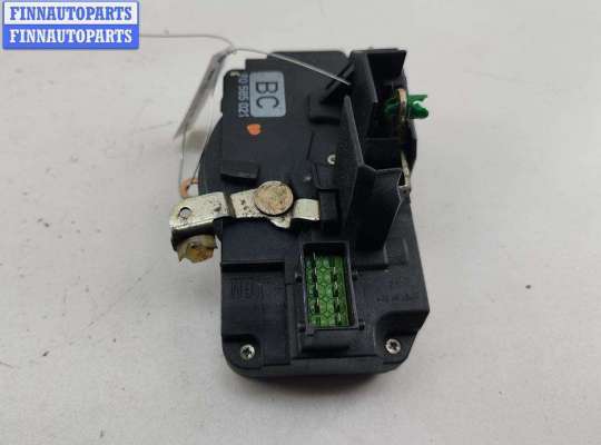 Замок боковой двери на Opel Vectra B