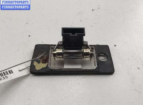 Планка подсветки номера на Volkswagen Passat B5+ (3B, GP)