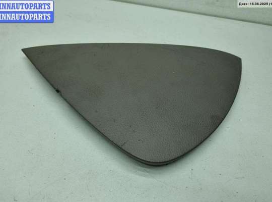 Накладка декоративная на торпедо VG2370697 на Volkswagen Passat B6