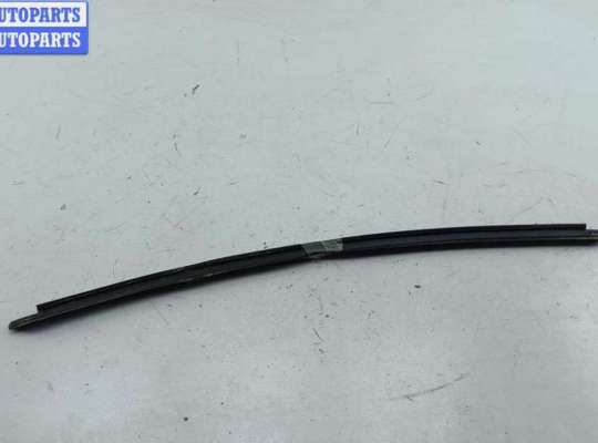 купить Молдинг стекла двери задней правой наружный на Skoda Octavia mk1 (A4 1U) 1996-2010