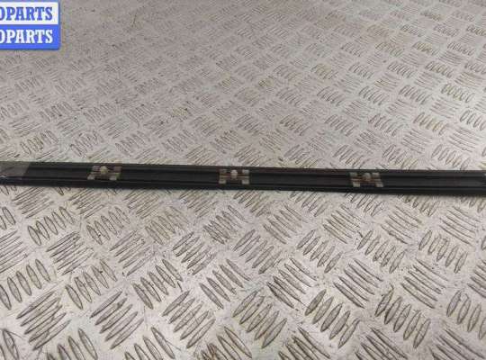 купить Молдинг двери задней левой на BMW 3 E46 (1998-2006)