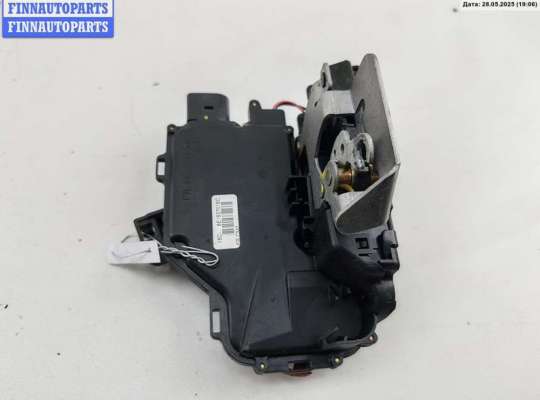 купить Замок двери передней правой на Audi A4 B6 (2001-2004)