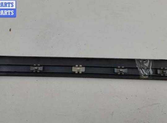 купить Молдинг двери задней левой на Mercedes E-Class W210 (1995-2002)