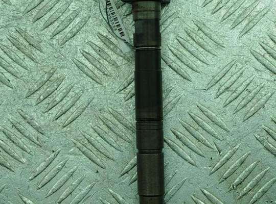 Форсунка топливная VG2706861 на Volkswagen Passat B6