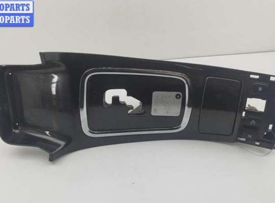 Консоль салона (кулисная часть) PG1233561 на Peugeot 607