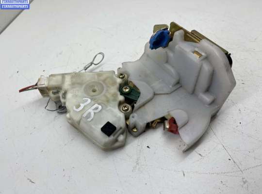 купить Замок двери задней правой на Subaru Impreza