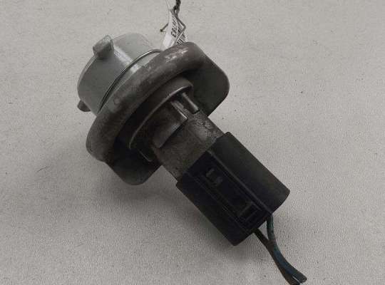 купить Патрон лампы указателя поворота на BMW 5 E39 (1995-2003)